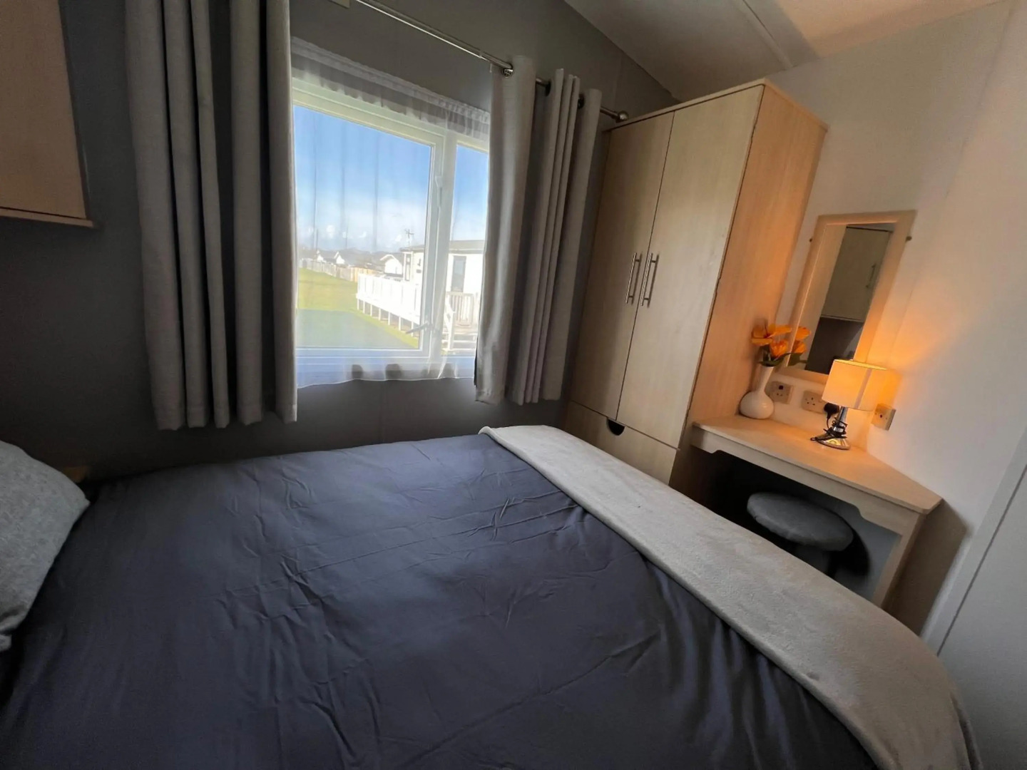 Forest & beach access Naish park