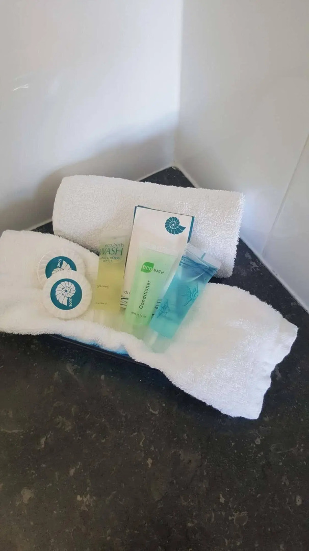 Nightcap at Queens Beach Hotel