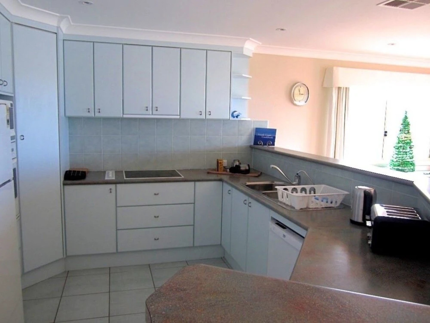 Day Dreaming On Donlan