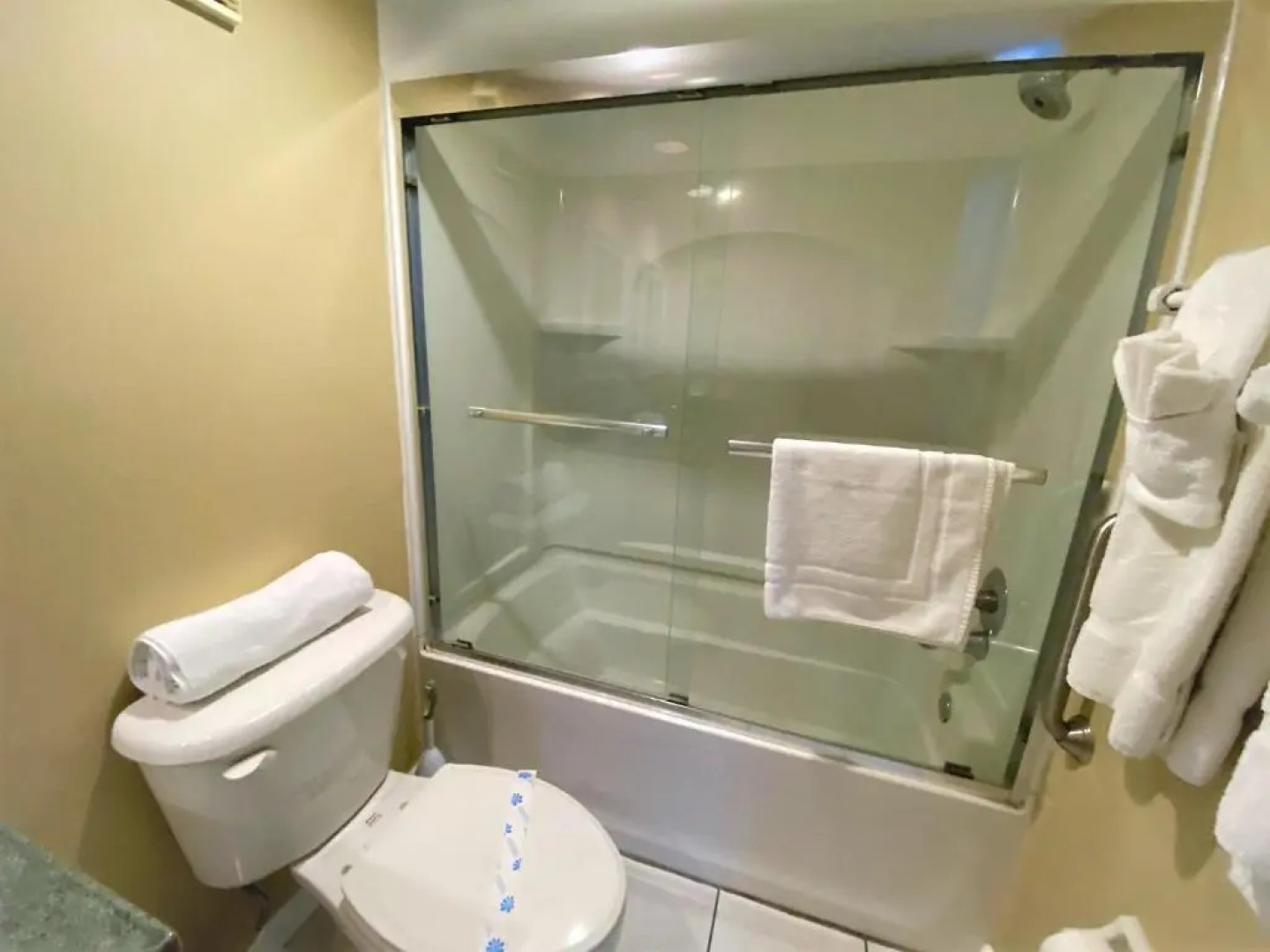 Sea Oats Beach Resort by Liberte