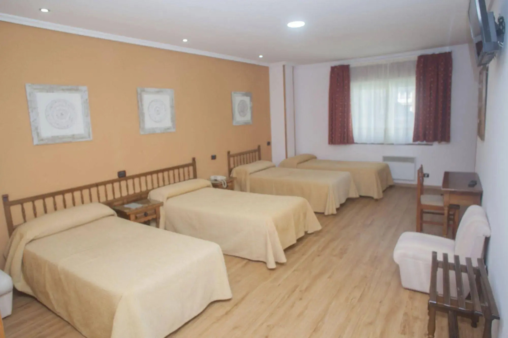 Hospedium Hotel La Marina