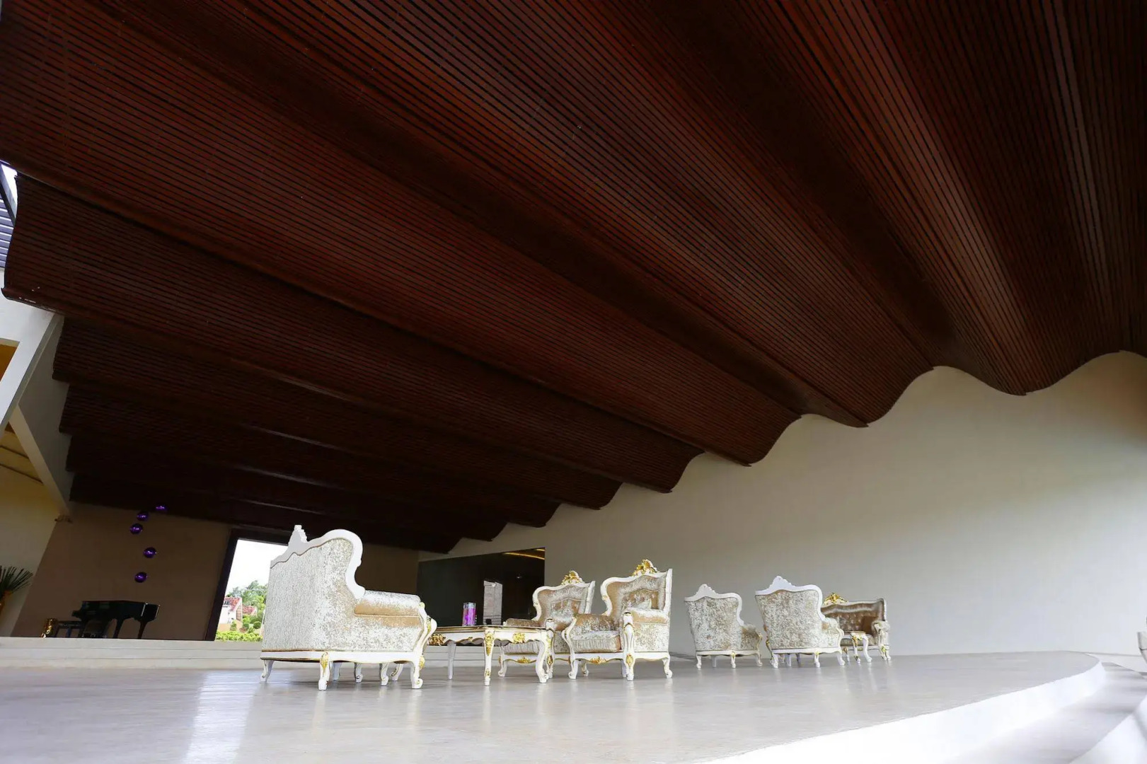 Avenra Gangaara Hotel