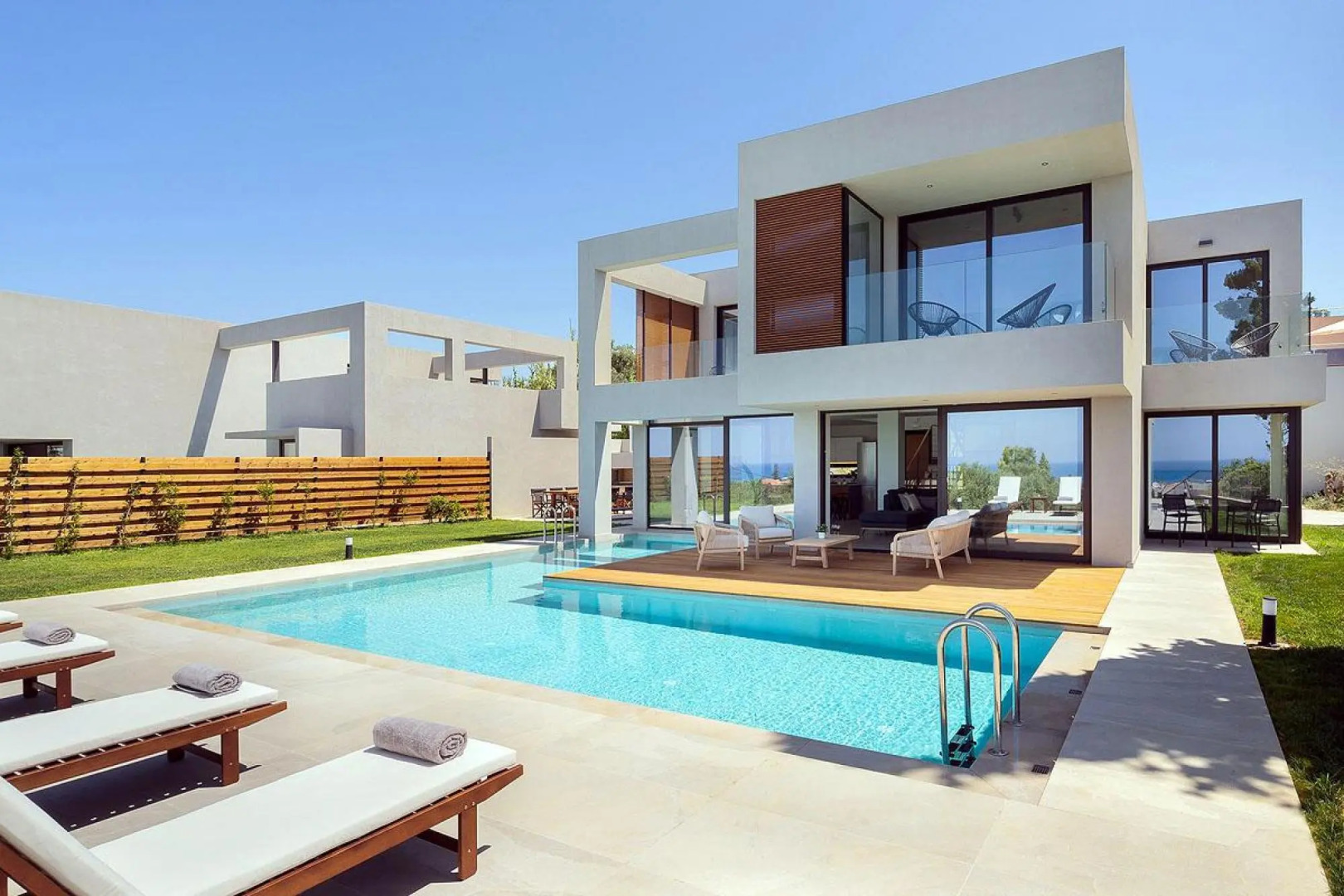 Sea View 4 Bedroom Villa With a Heated Pool