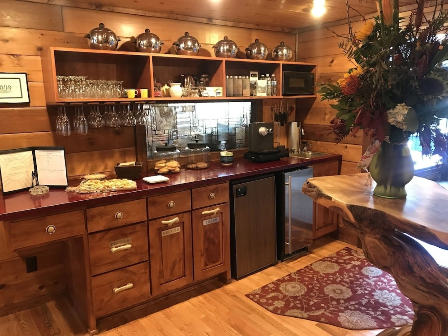 Good Medicine Lodge Bed & Breakfast