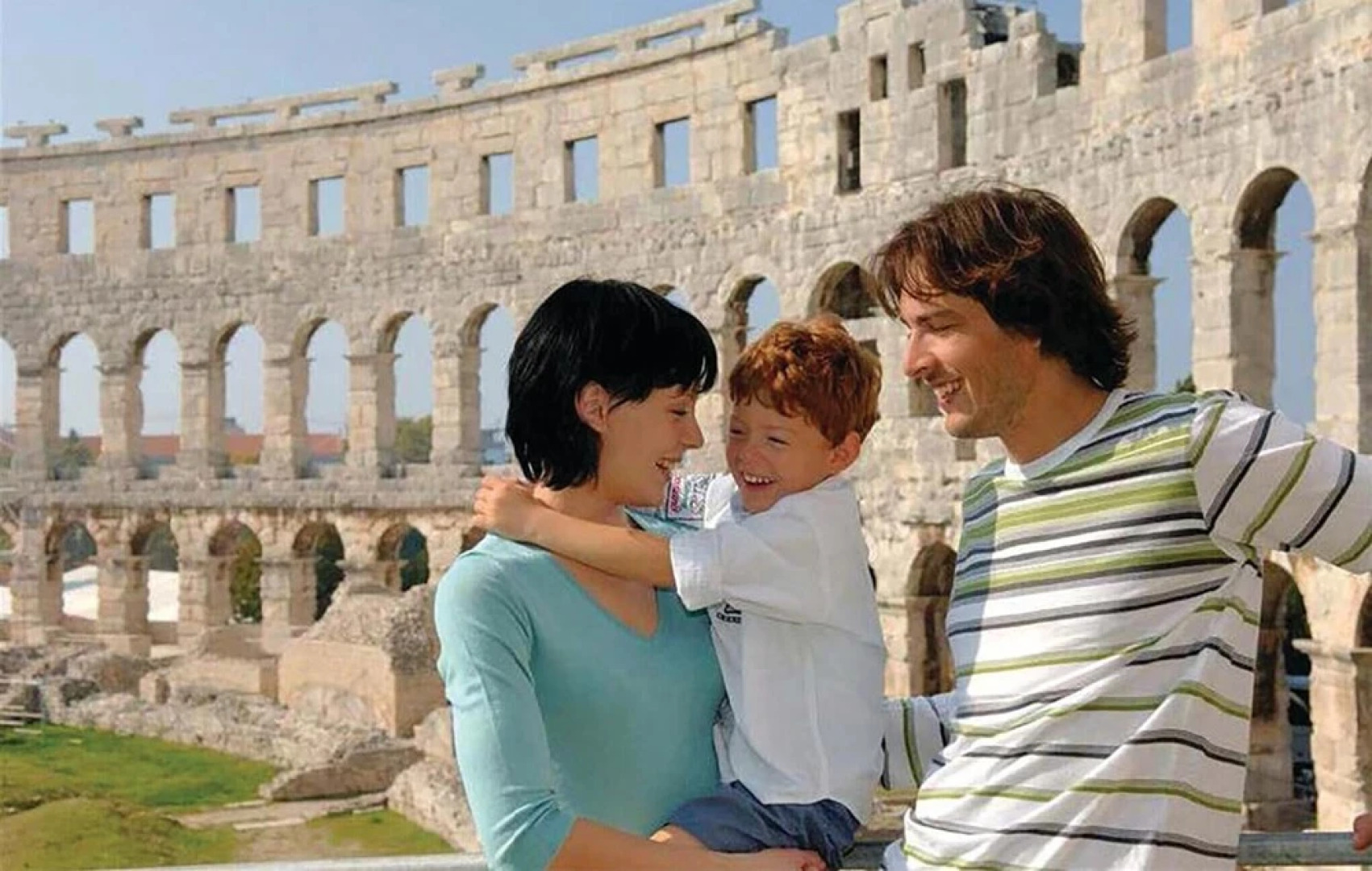 Awesome Home in Valtura with Hot Tub, WiFi & 3 Bedrooms