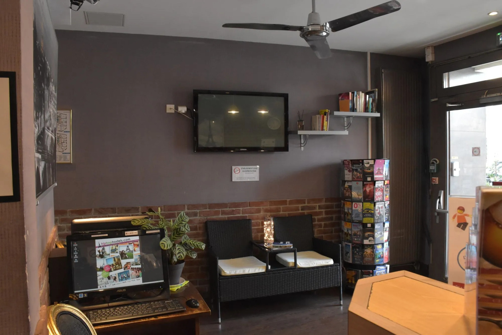 Отель Absolute Paris République