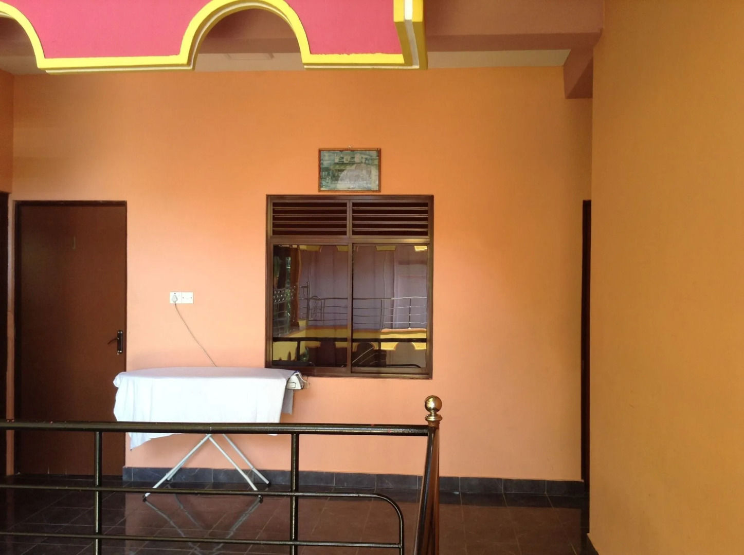 Sunshine Hotel & Hall