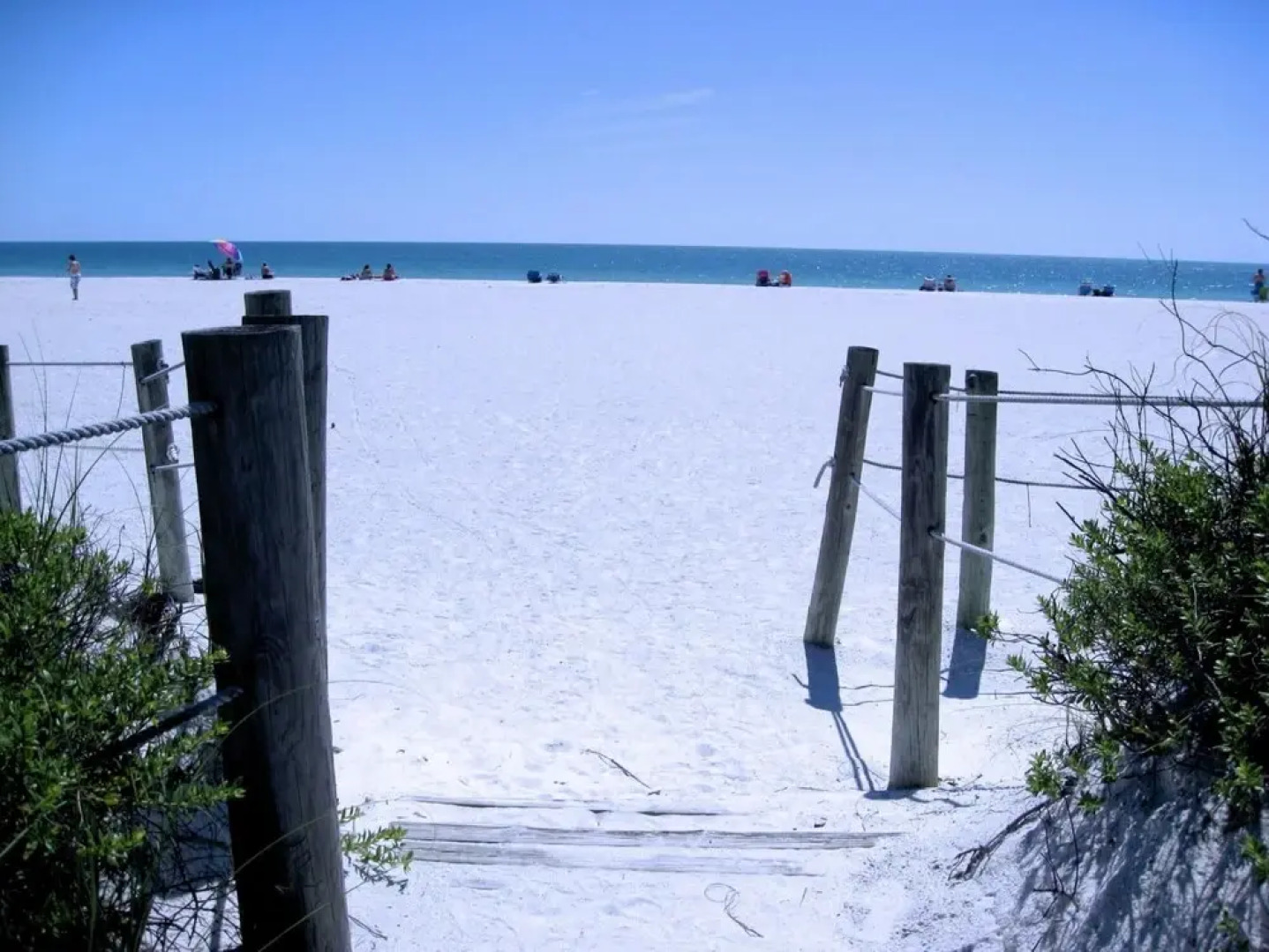 Absolute Paradise Ami-private Beach Access-water Views From Every Window-heated Pool- Walk To 14 Restaurants