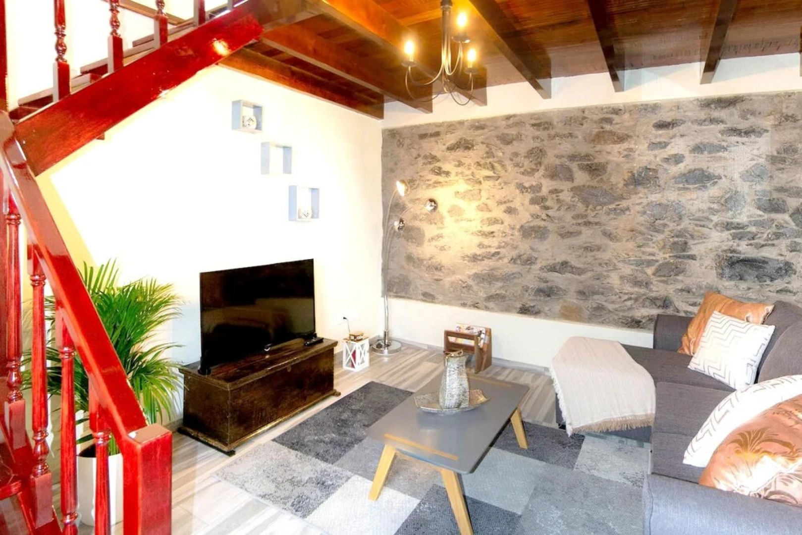 House With One Bedroom In Faja Da Ovelha With Wonderful Sea View Furnished Terrace And Wifi