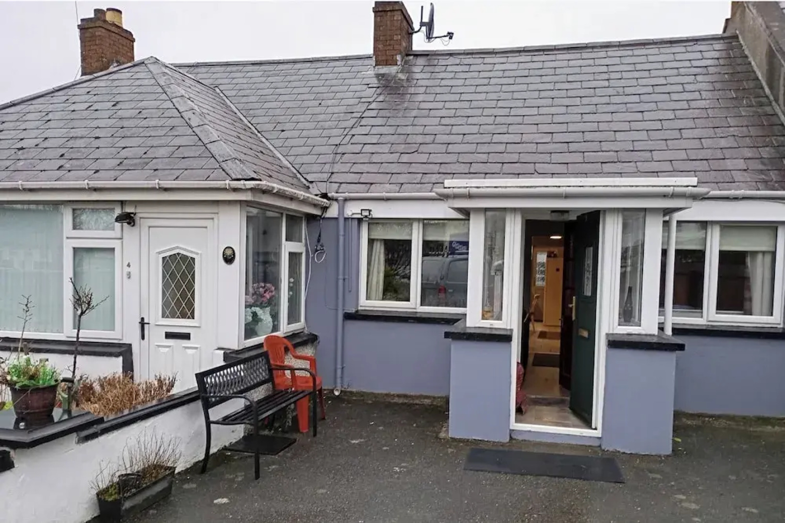 Cosy Cottage- Sleeps 4, Free Parking & Golf Nearby