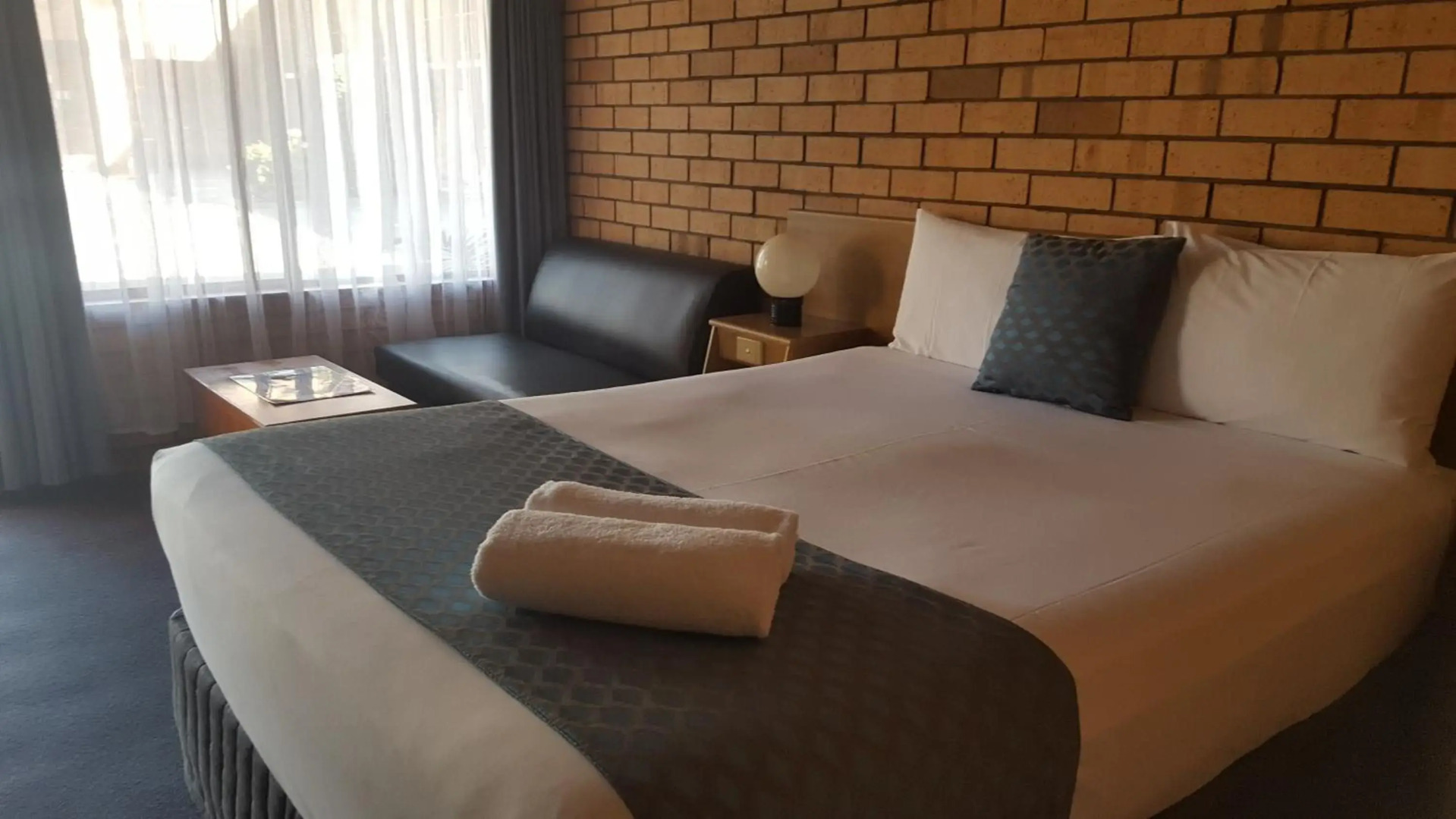 Royal Palms Motor Inn