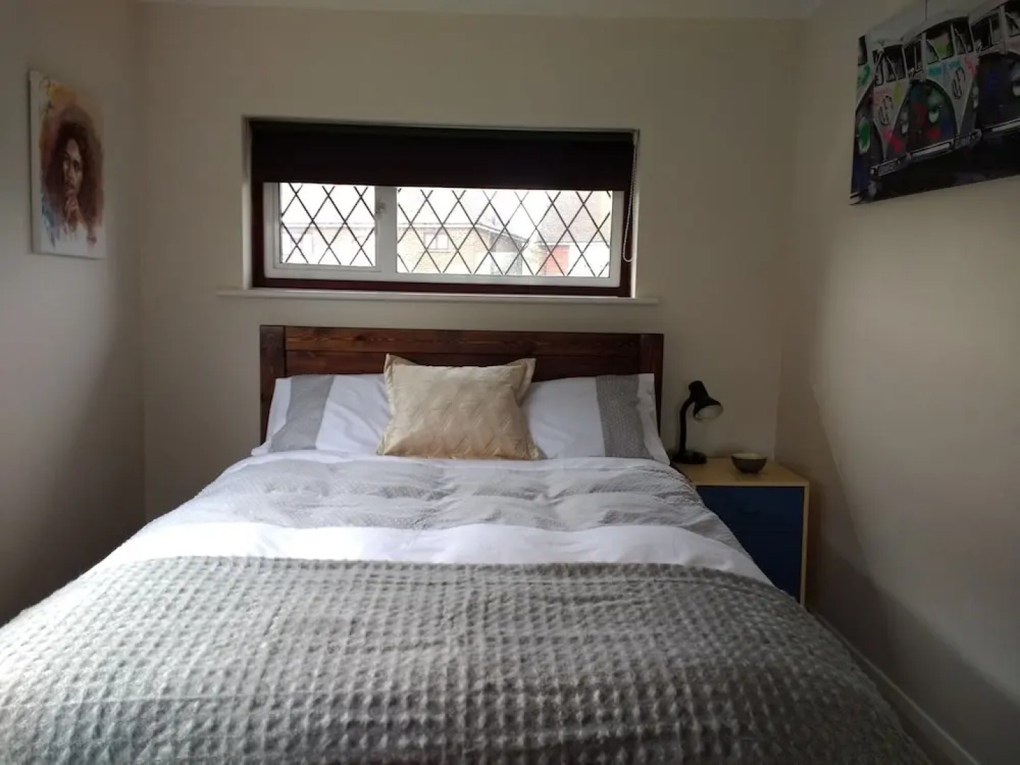 Three Bedroom Home With Garden in Brighton