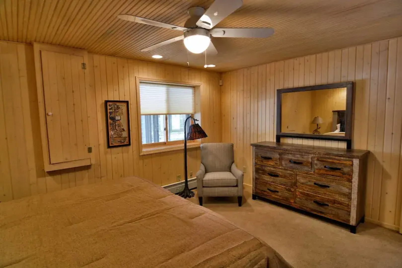 Serenity On Lake Owen 5 Bedroom Hotel Room by RedAwning