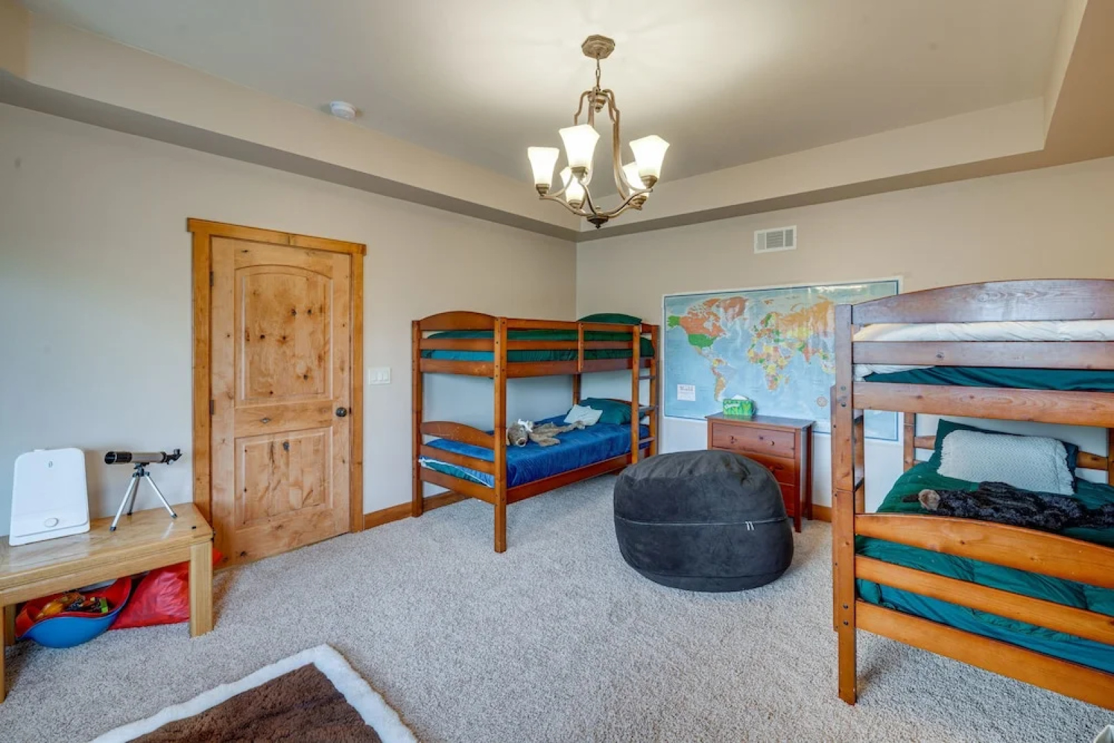 Pine Mountain Club Cabin w/ Private Deck & Views!