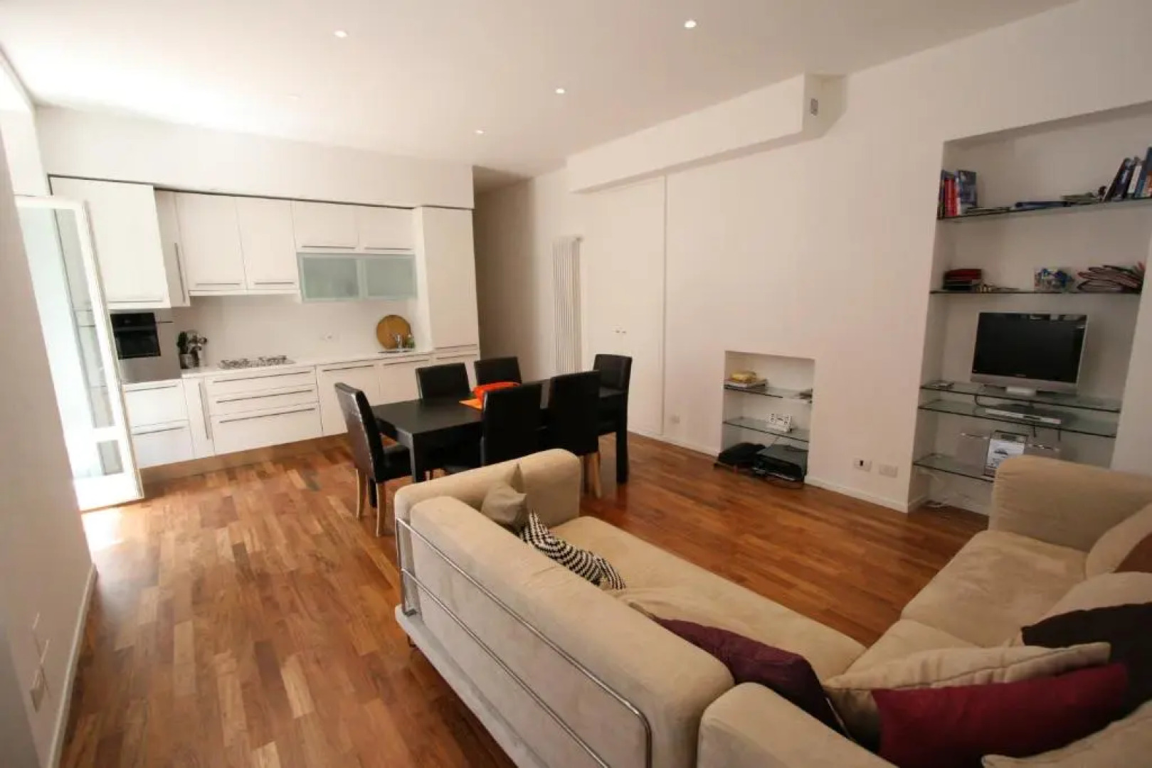 Cernobbio 2 Bedroom Apartment