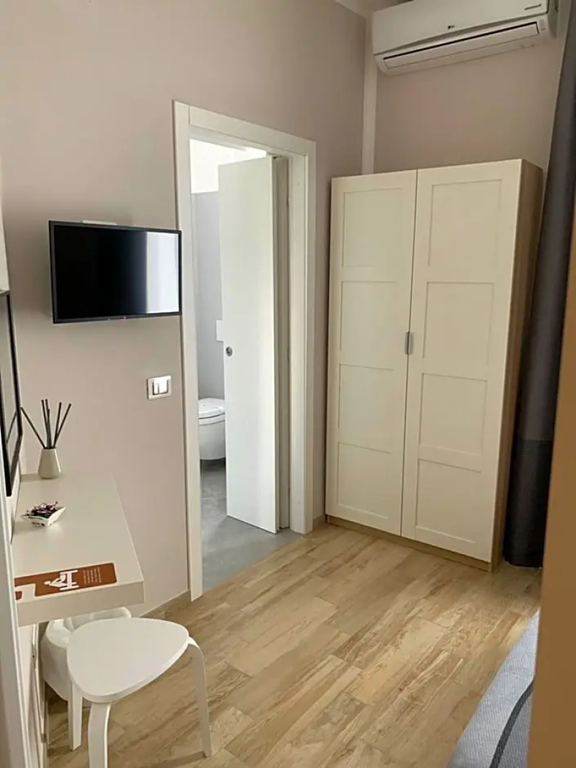 B&B IV Vico