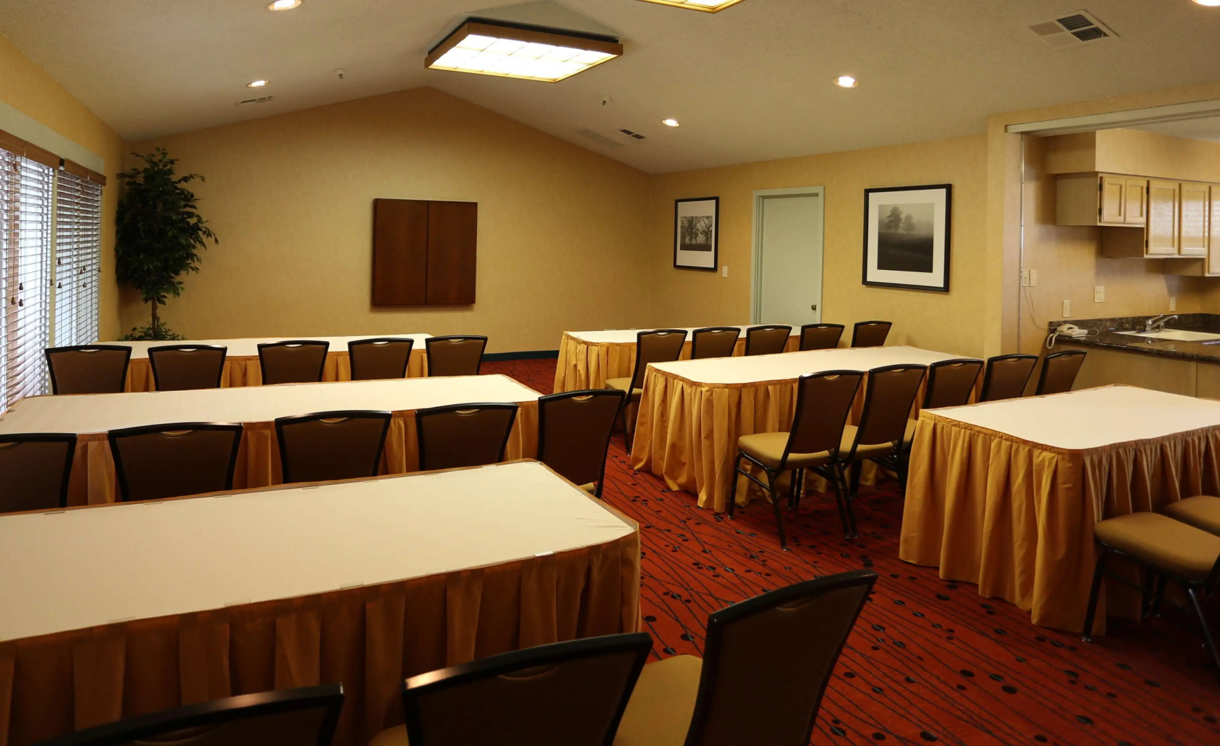 SenS Suites Livermore, SureStay Collection by Best Western