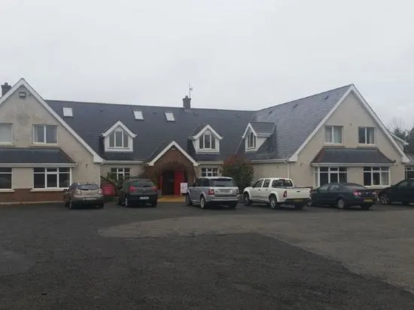 Airport View Hotel & Secret Spa