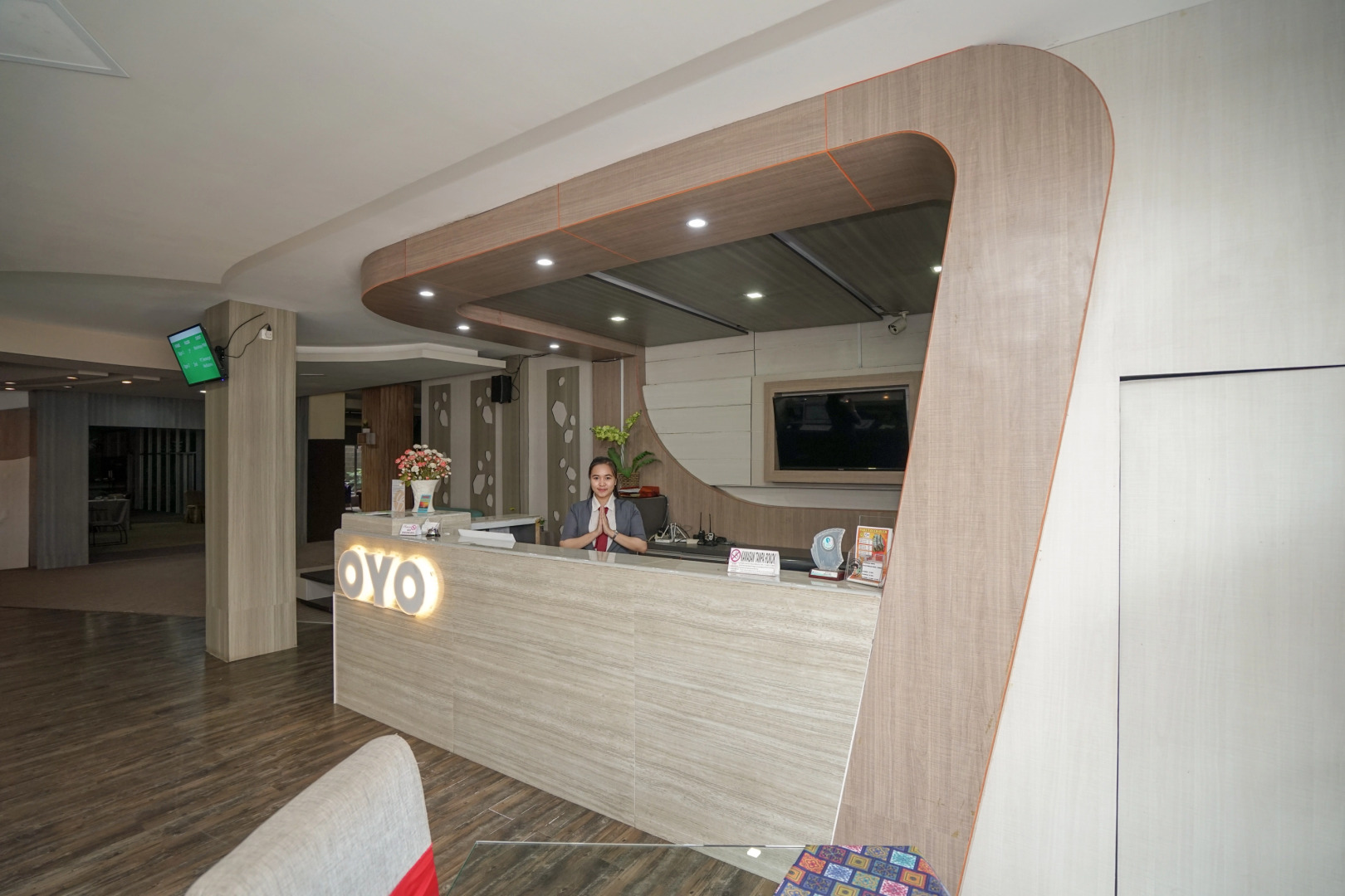 OYO 736 Hotel Best Skip