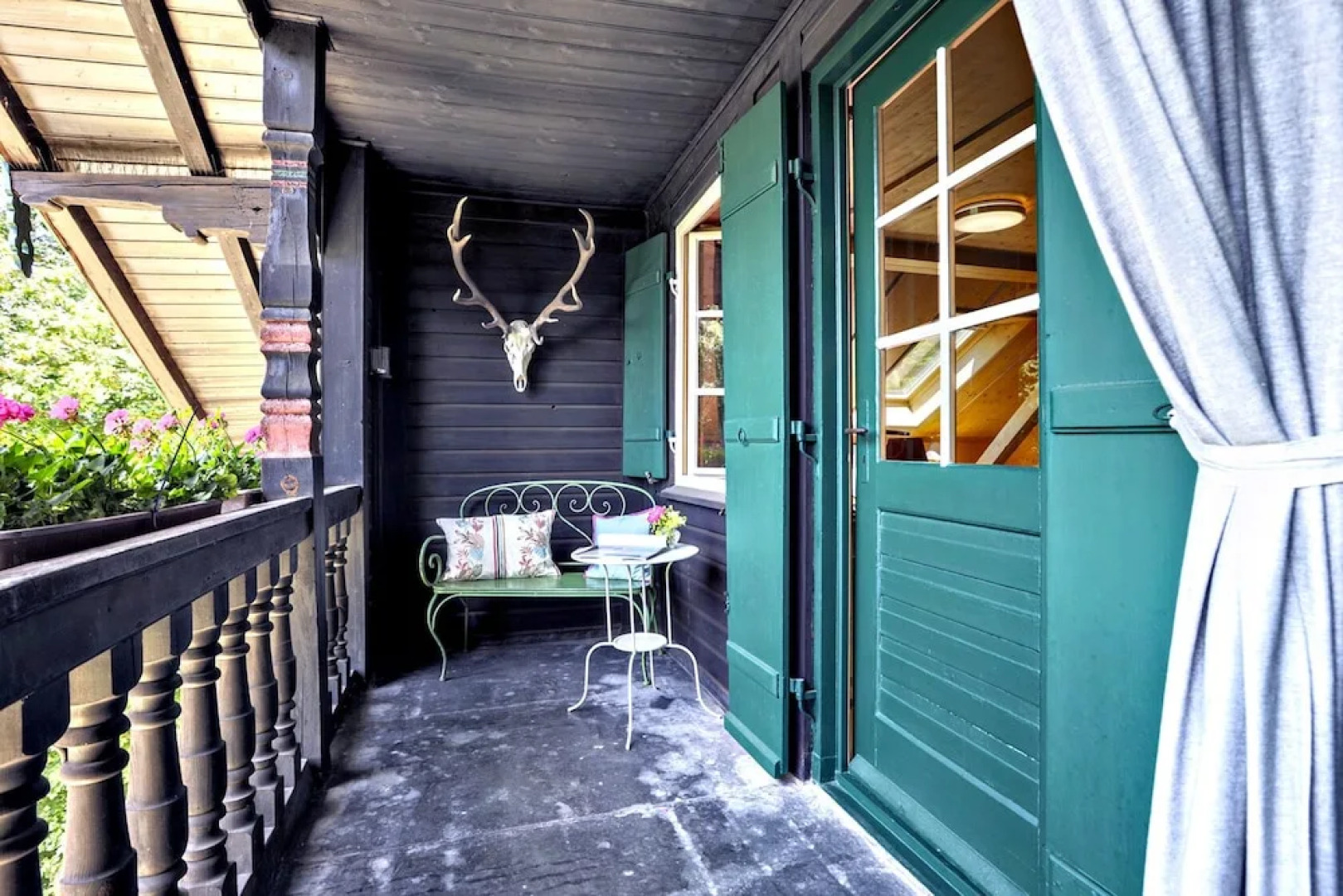 Villa Zollhaus Bed & Breakfast