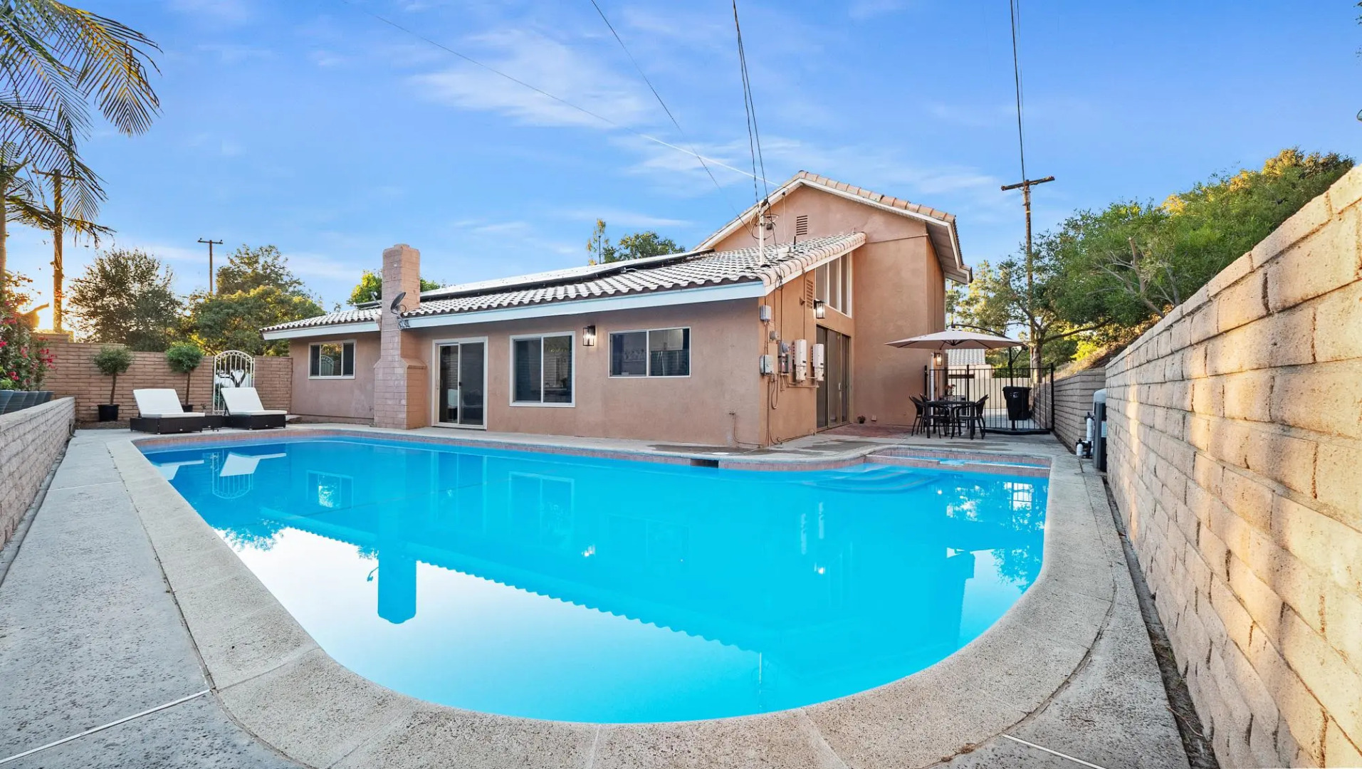 Heated Pool & Spa ensuite Villa