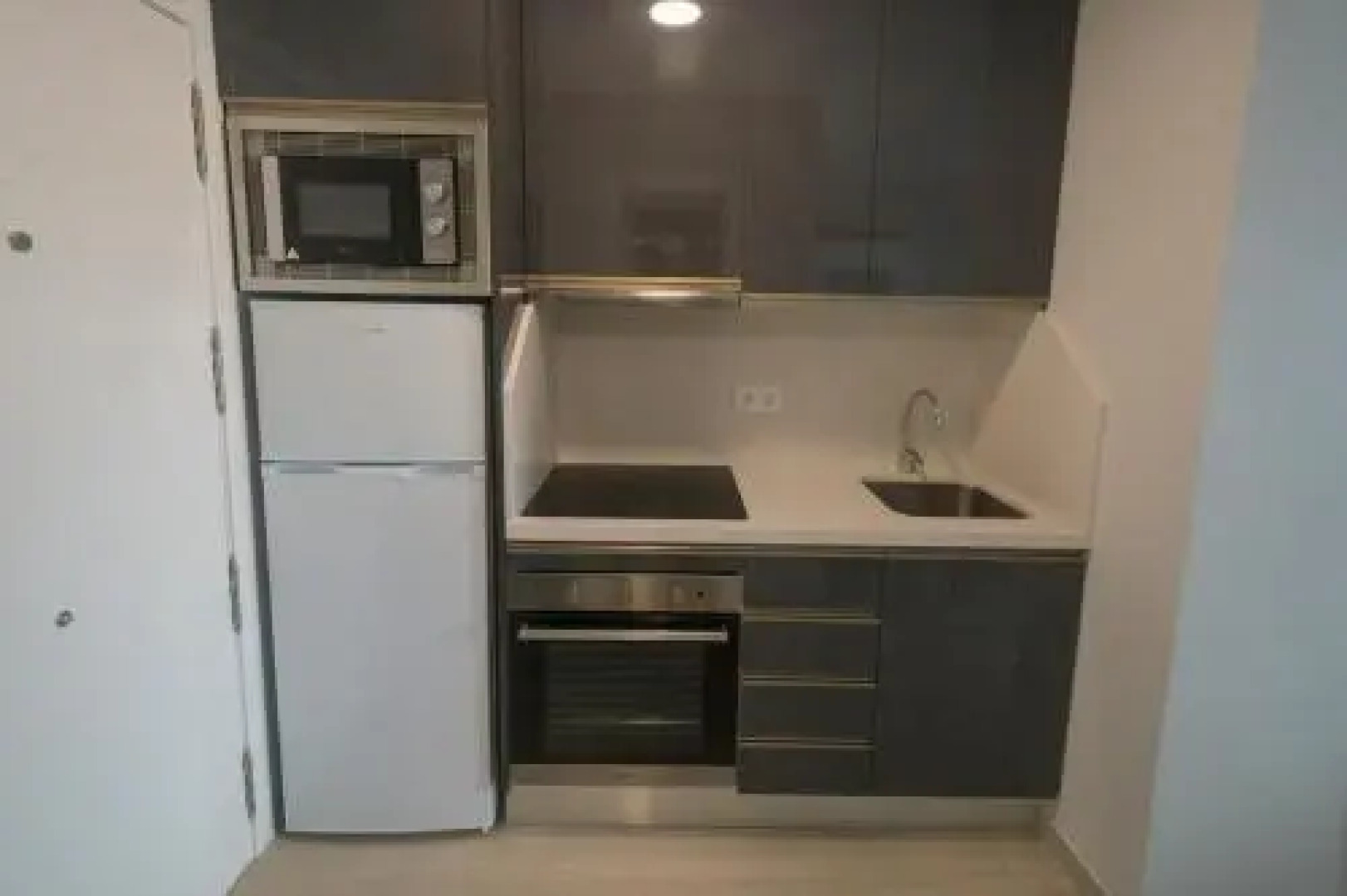 36 Avenida Juan Carlos I