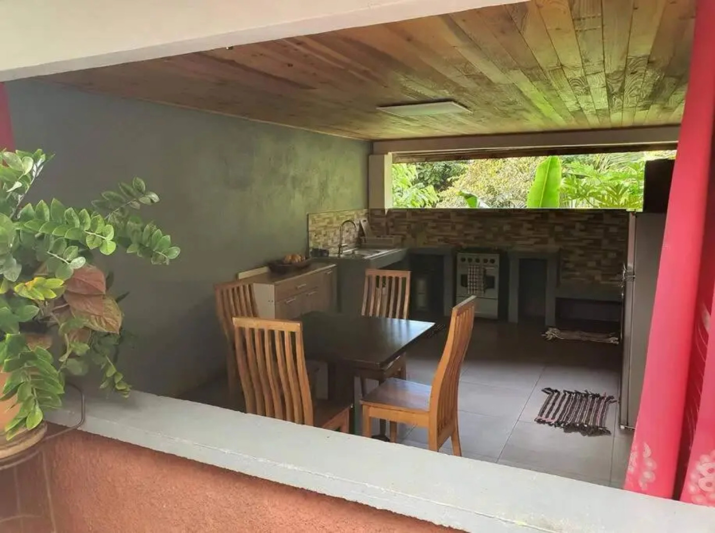 Ohana Location Ravissant appart spacieux parking gratuit à uturoa