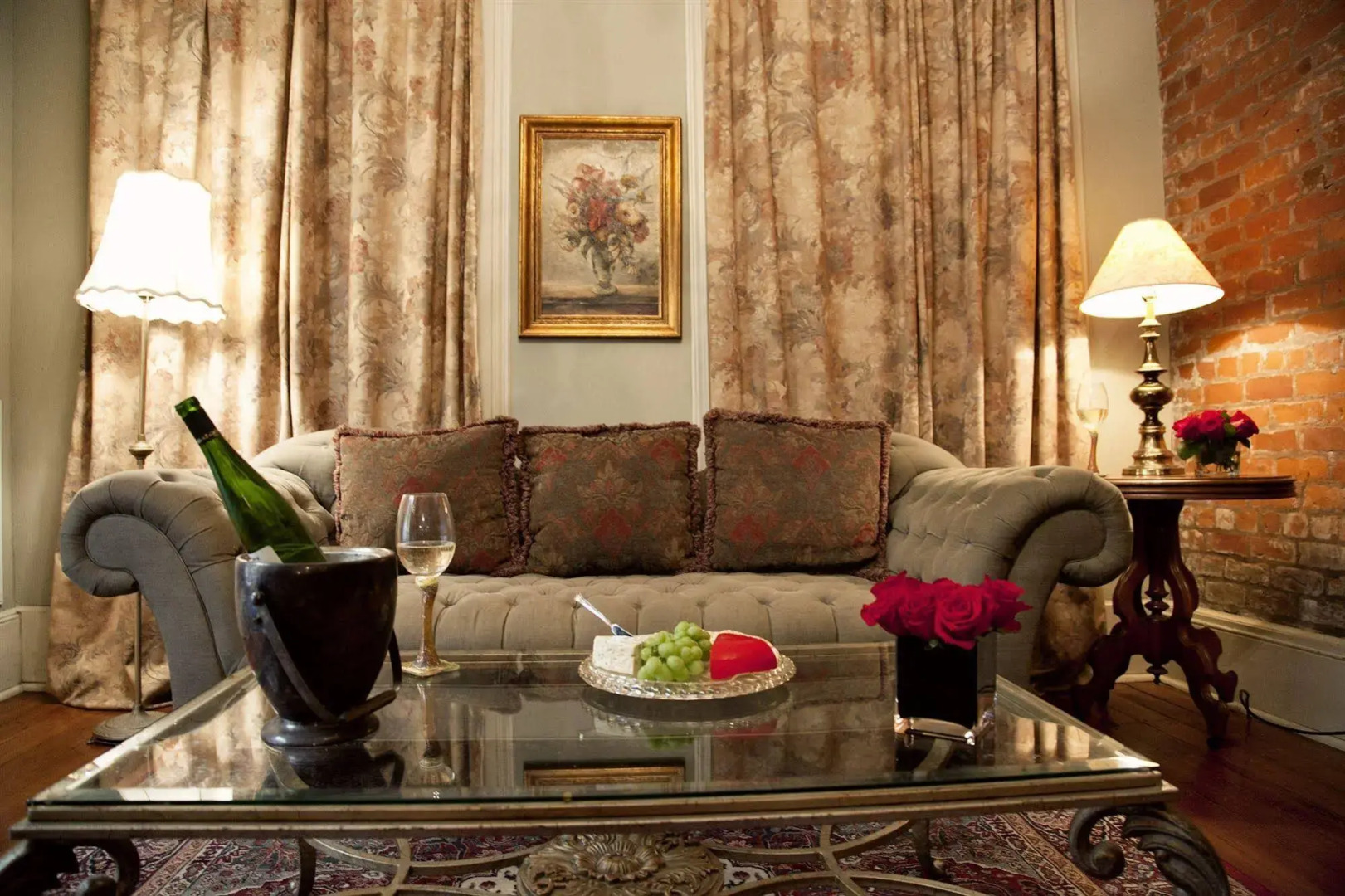 New Orleans Jazz Quarters - The French Quarters Unique Creole Hotel