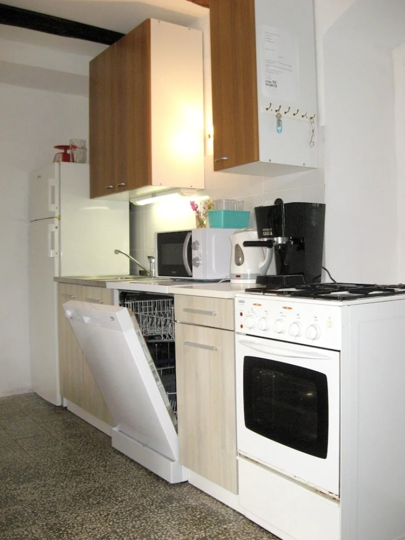 House With 3 Bedrooms in Sveti Jakov, With Wonderful Mountain View, En