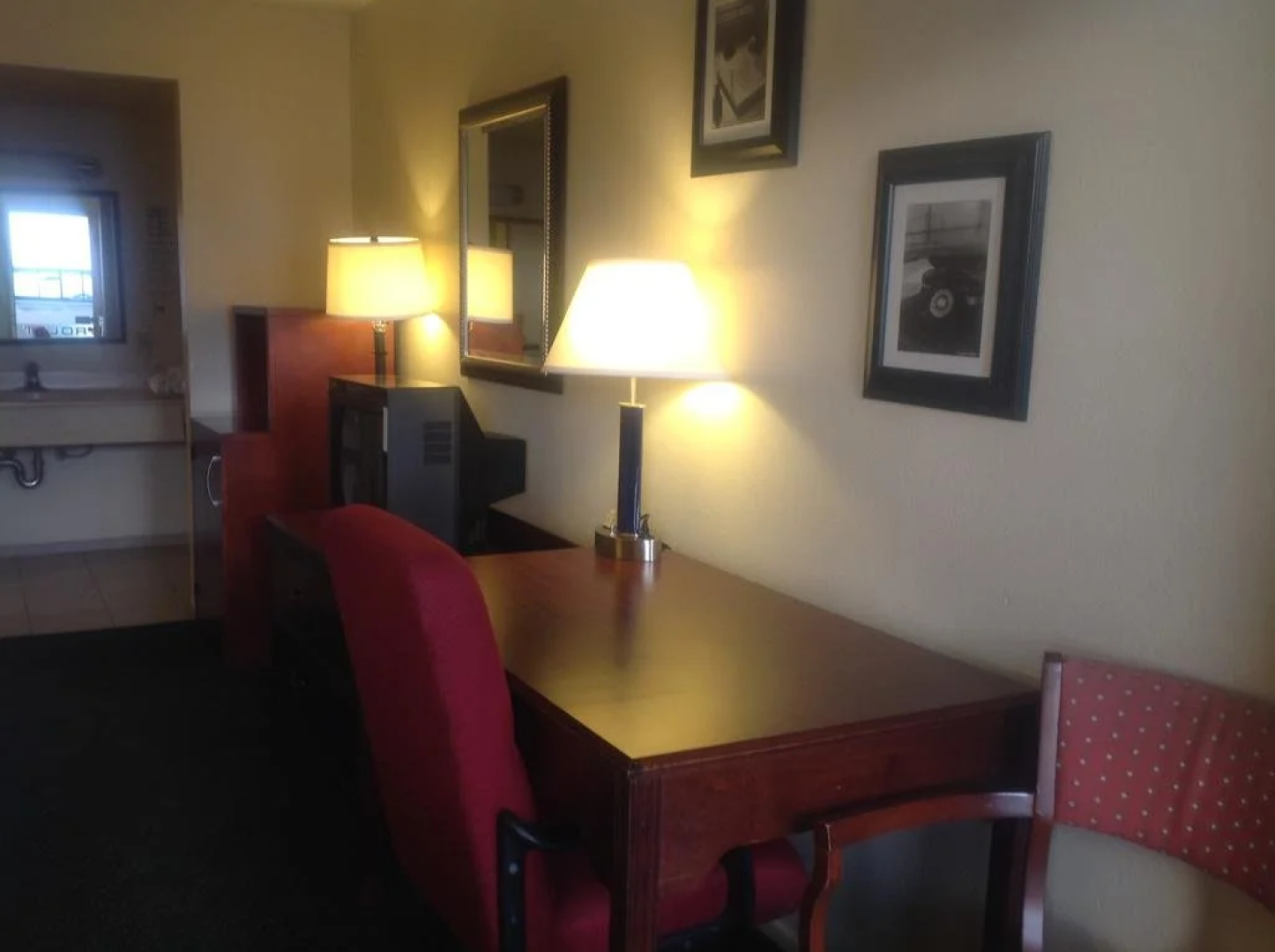 Eunice Plaza Motel