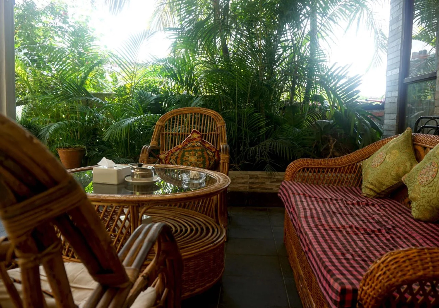 Hotel Middle Path and Spa