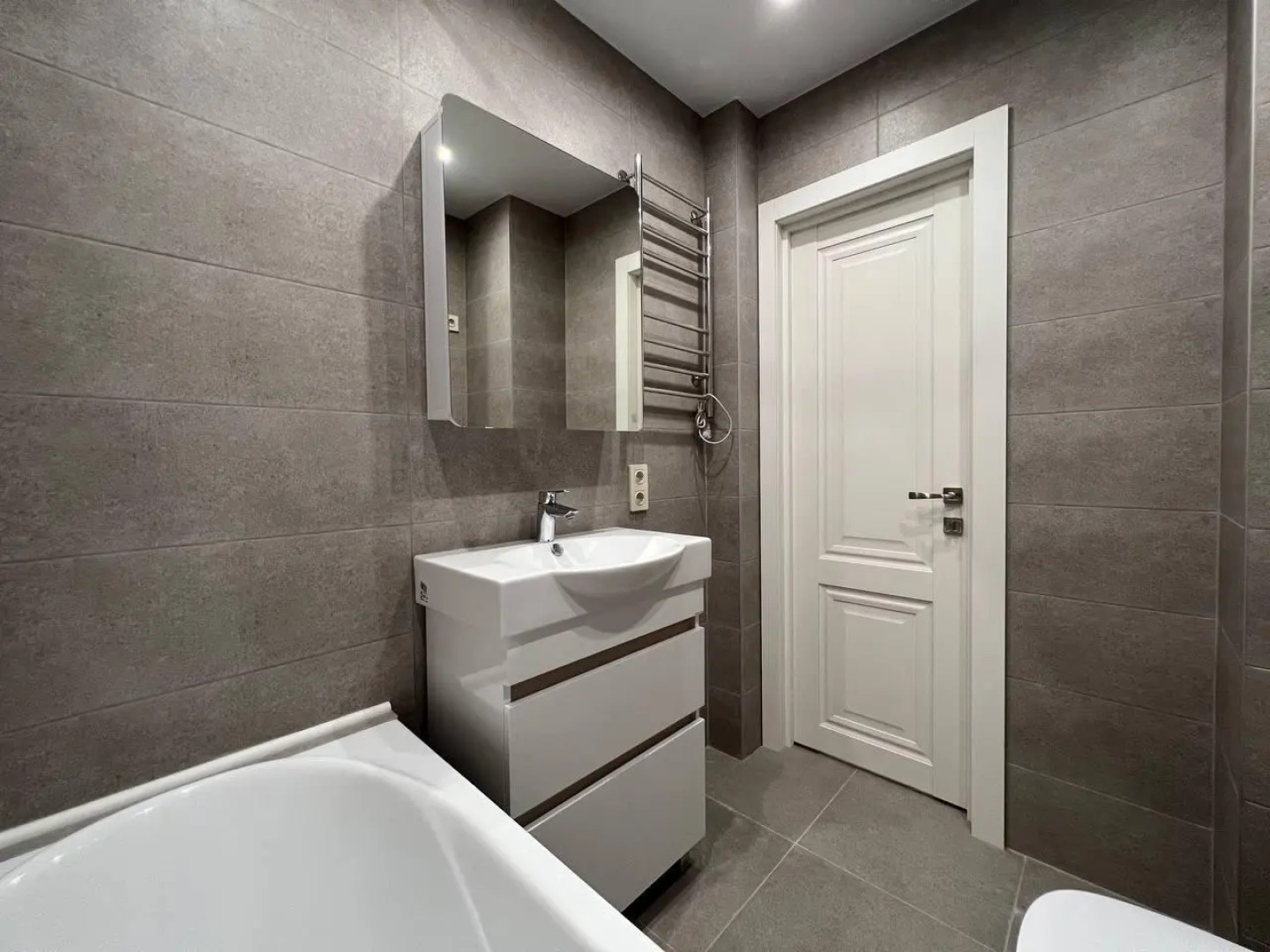 EasyRent Тухачевского,84