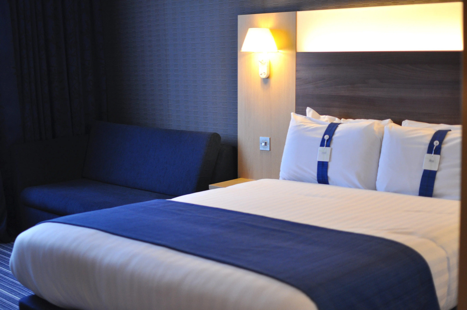Holiday Inn Express Leigh - Sports Village by IHG