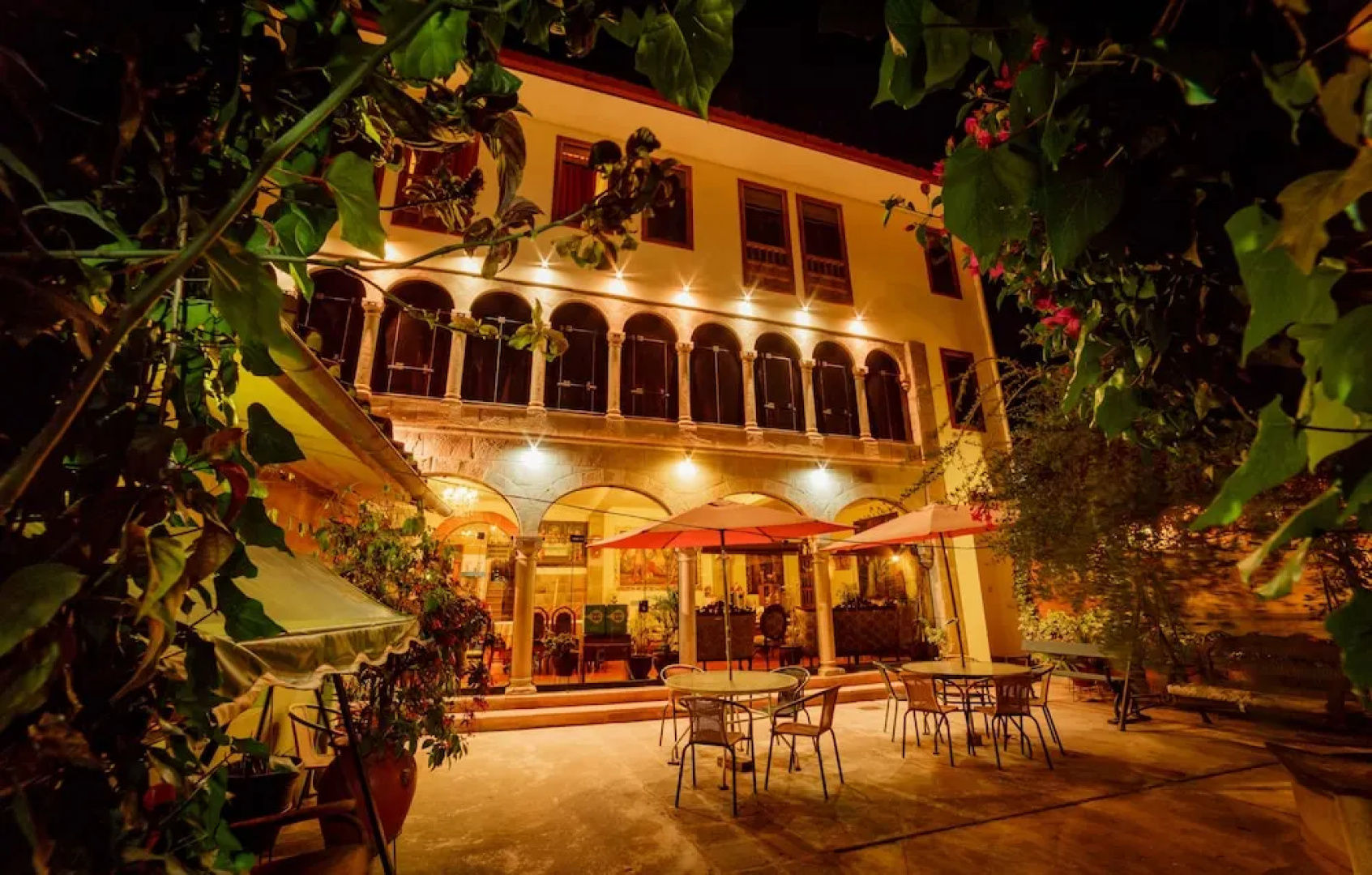 Fuente de Agua Hotel