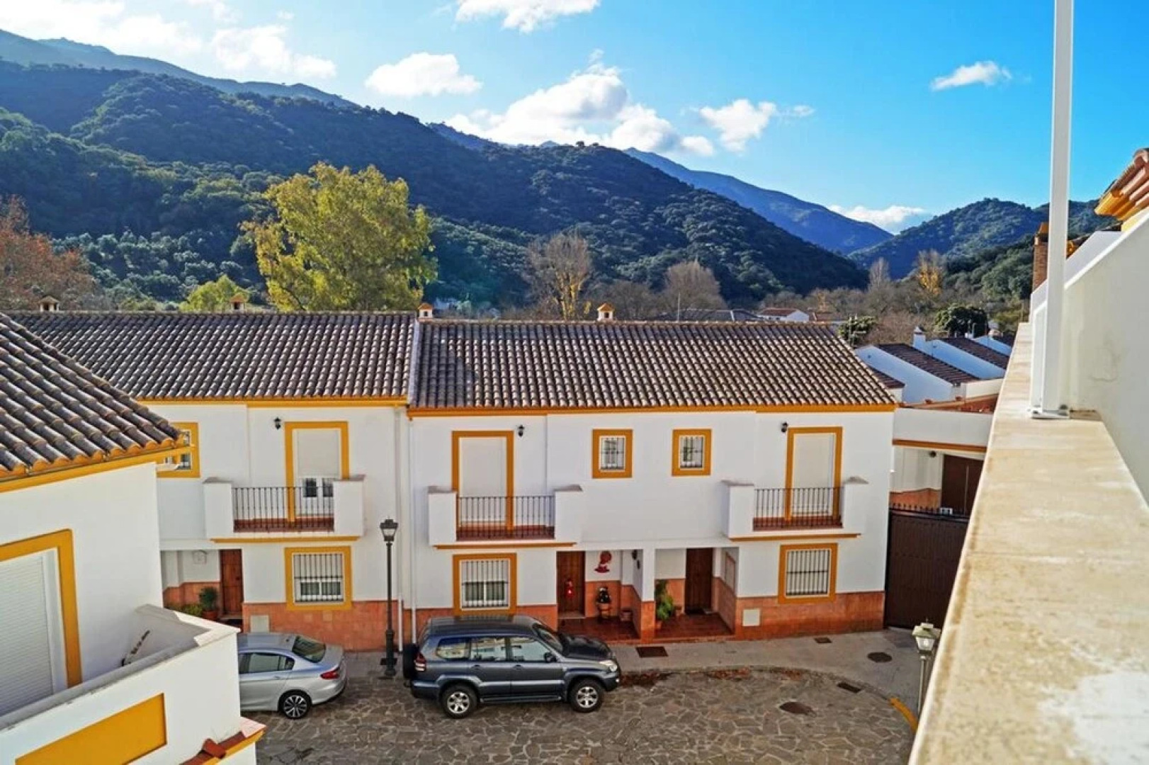 House With 3 Bedrooms in Benaoján, With Pool Access and Furnished Terr