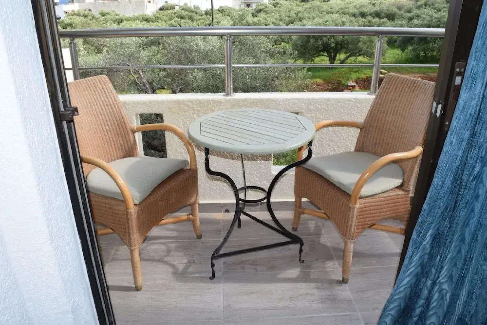 Elounda George Studios