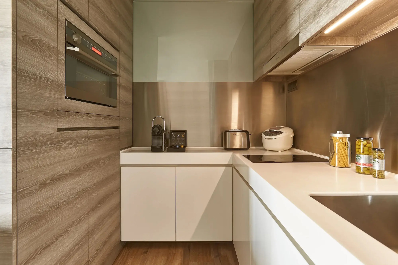 Pan Pacific Serviced Suites Beach Road, Singapore