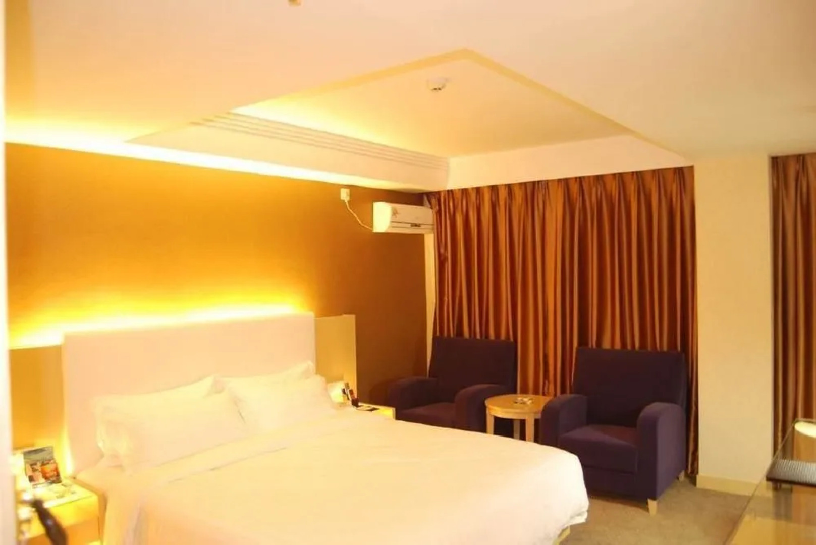 Zhuhai Yujing Business Hotel
