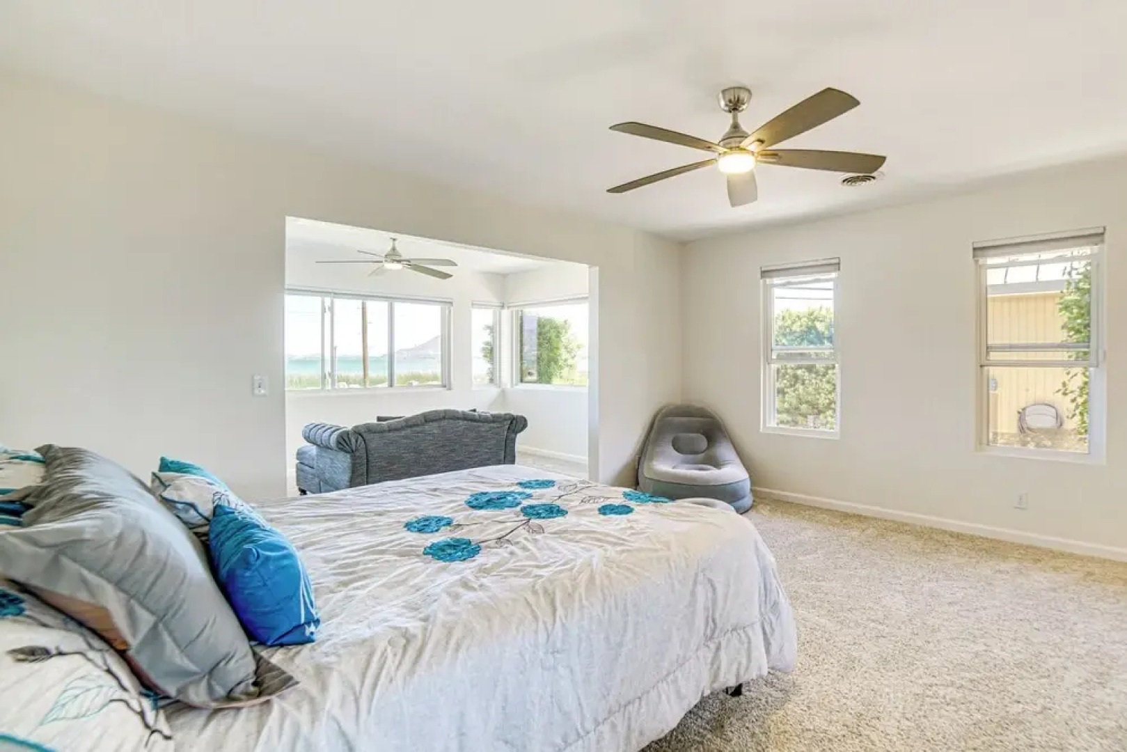 Steps to Clear Lake: Hot Tub Haven in Norcal!