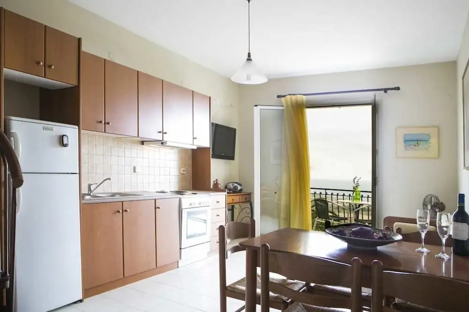 Irena Studios And Apartments