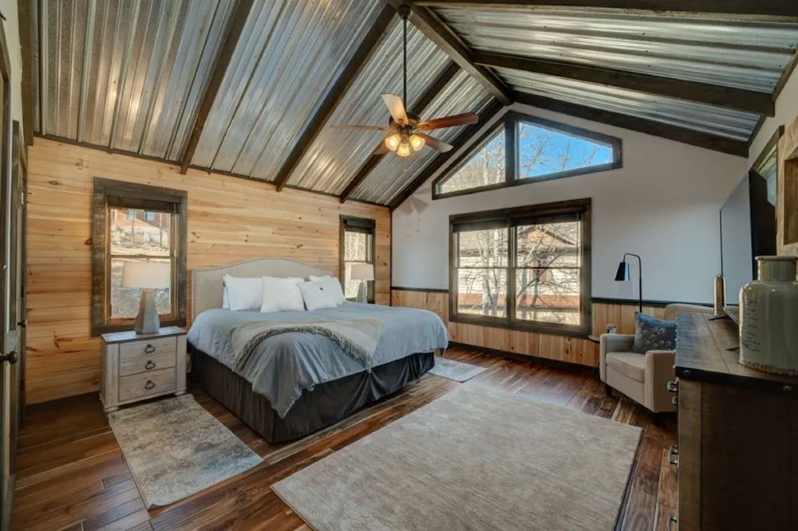 Bear Claw Cabin by Escape to Blue Ridge