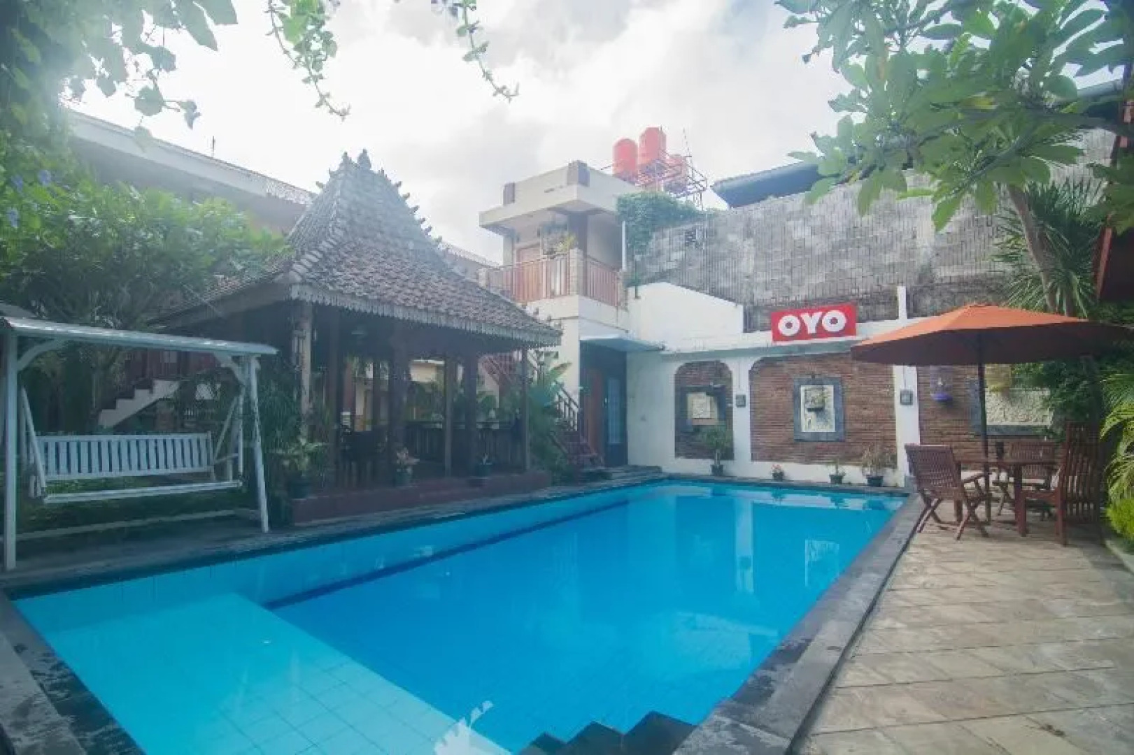 OYO 326 Ndalem Padma Asri Guest House