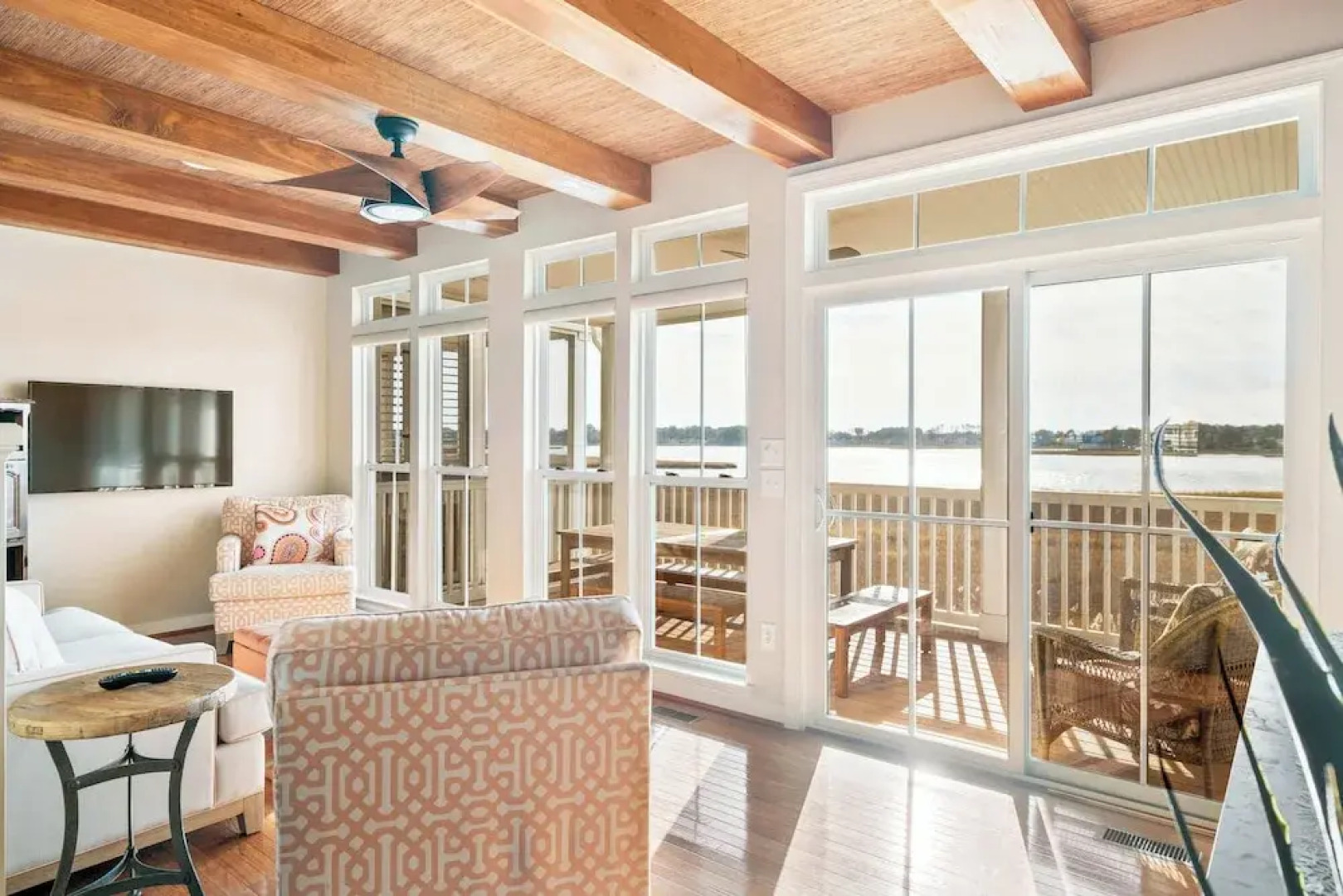 Hidden Paradise Coastal Views!