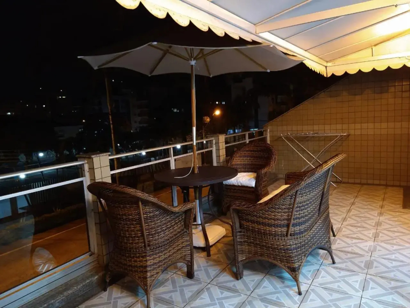 Cobertura em Caiobá-Matinhos-Pr 2 quadras do mar