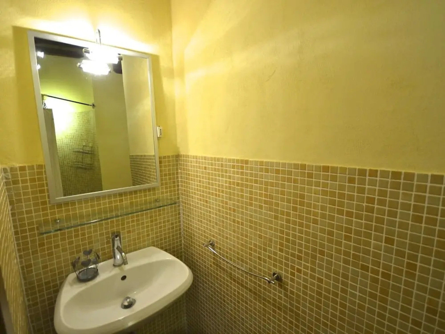 Apartment in the Village With air Conditioning