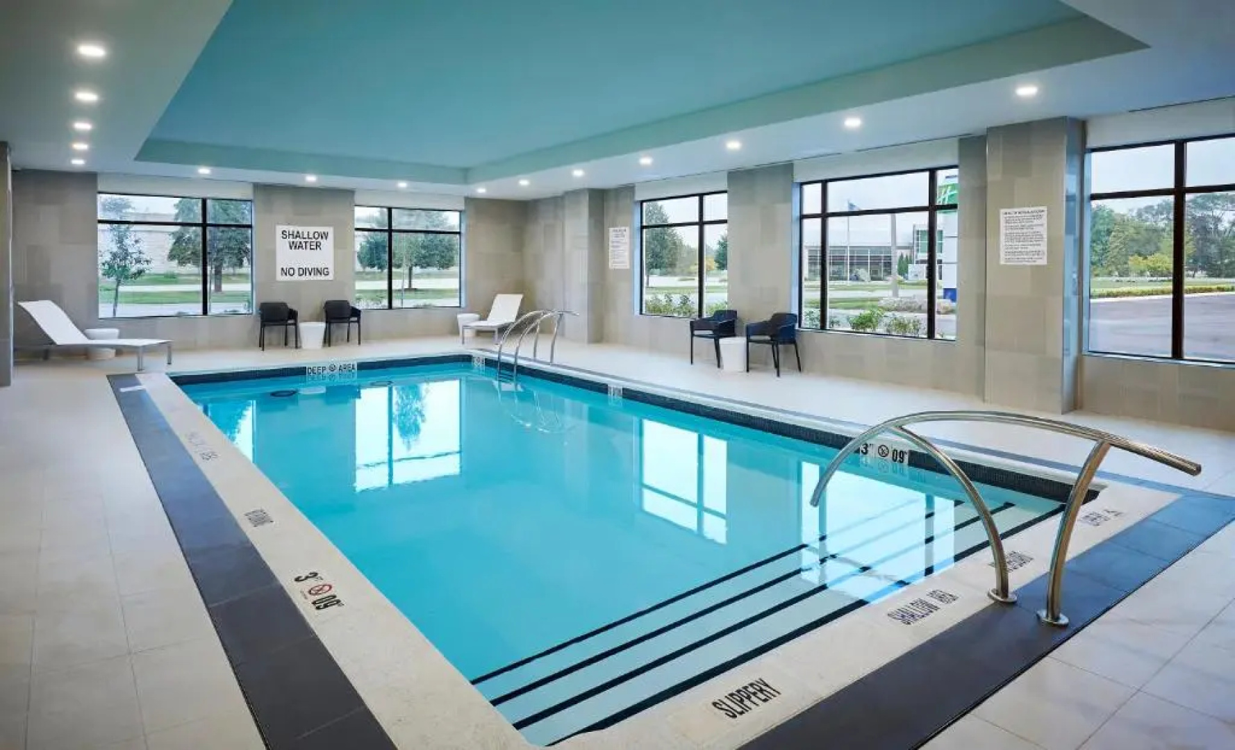 Holiday Inn Express Sarnia - Point Edward by IHG