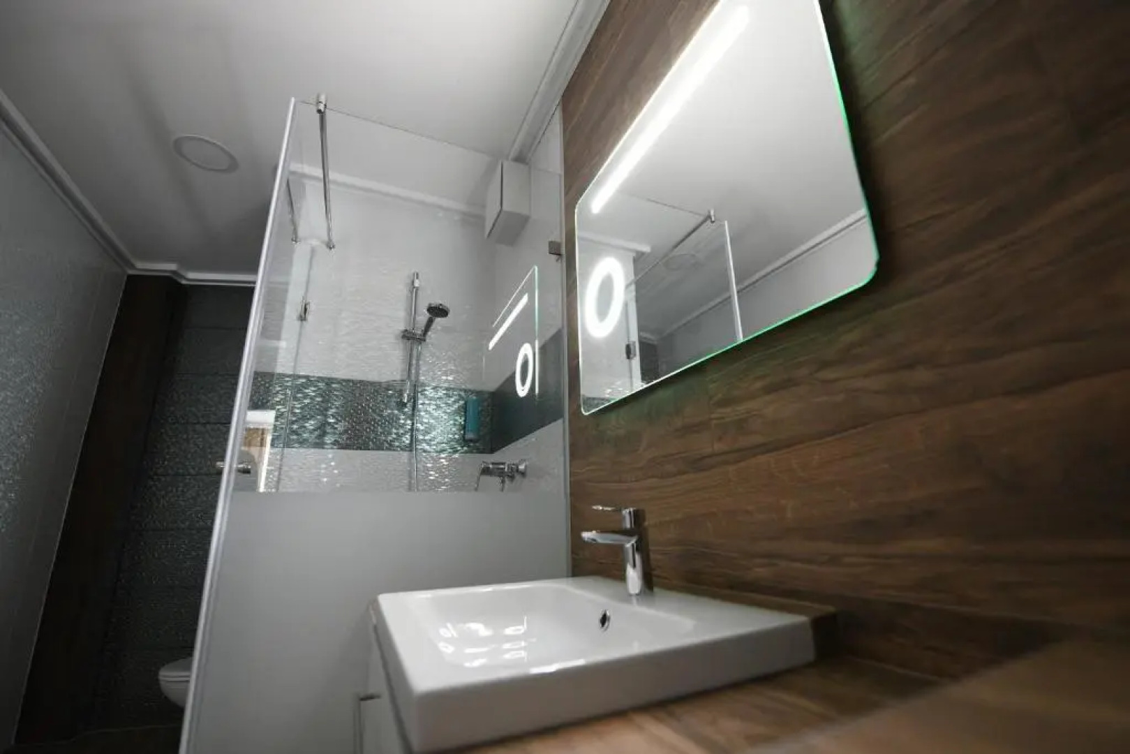 Hotel Jade - Ezüsthíd Hotel