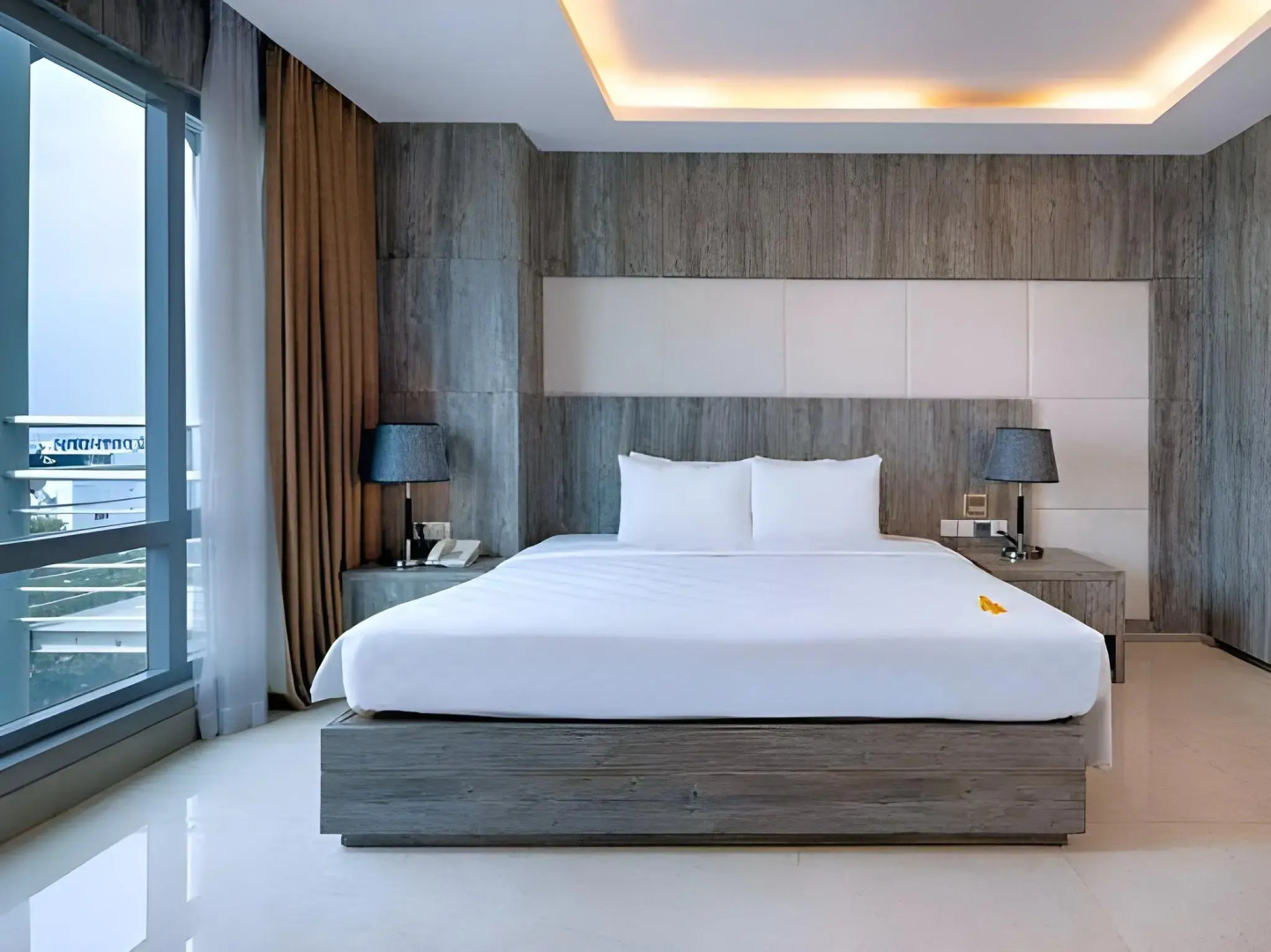 Eden Star Saigon Hotel