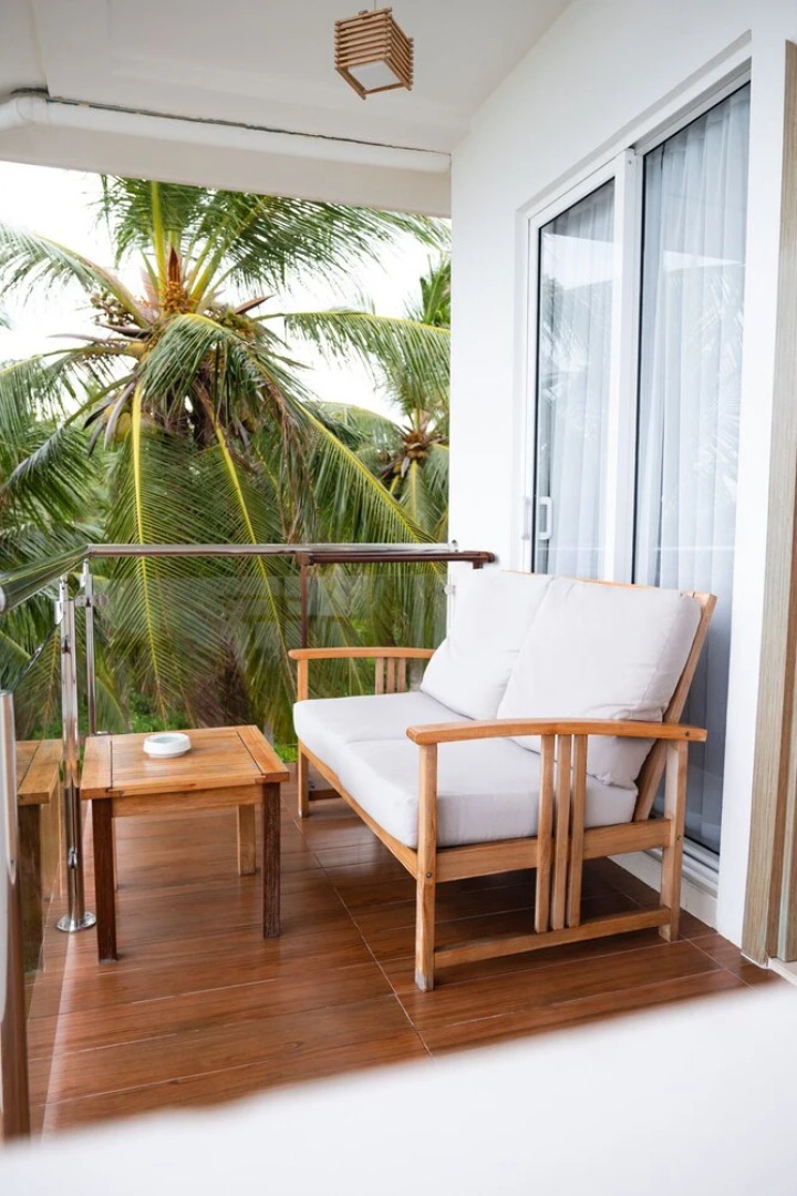 Reef Edge Thulusdhoo