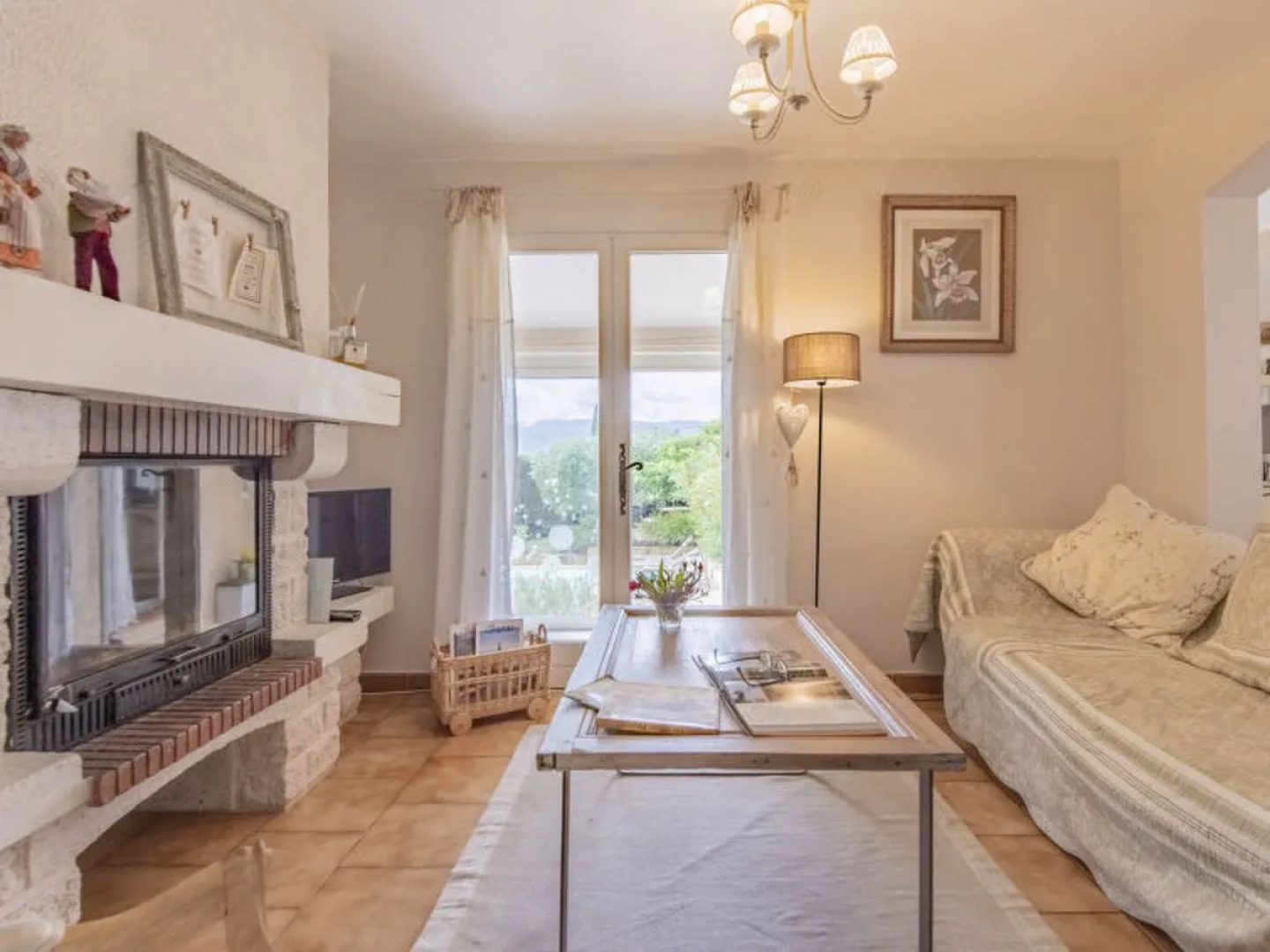 House Les Iris Roussillon